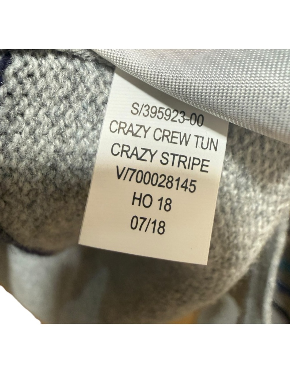 GAP Crazy Stripe Sweater Small NWT Wool Blend Rainbow Stripe Crewneck - Picture 9 of 9